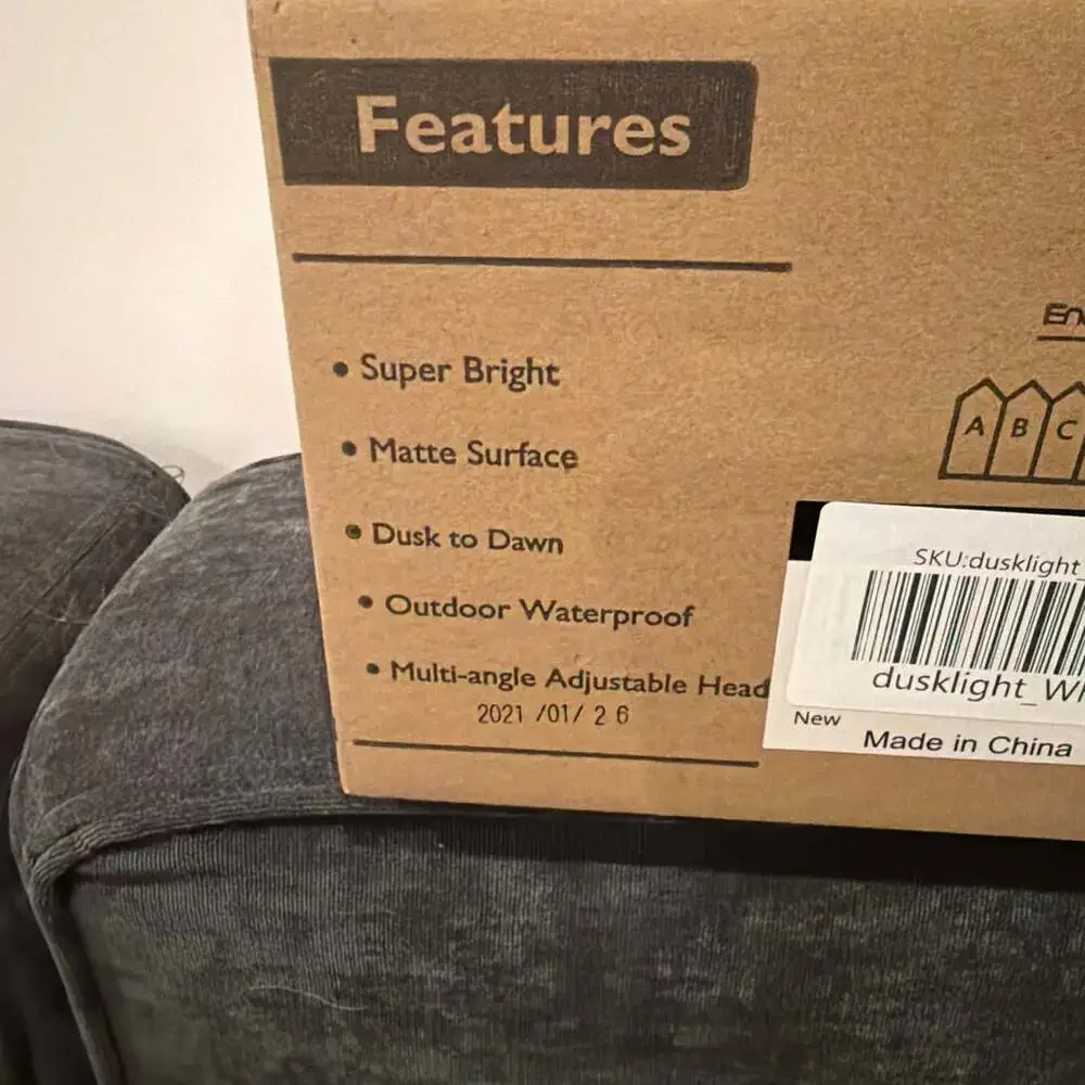 LEPOWER‎ LED Dusk to Dawn Security Light Outdoor Flood Light NIB